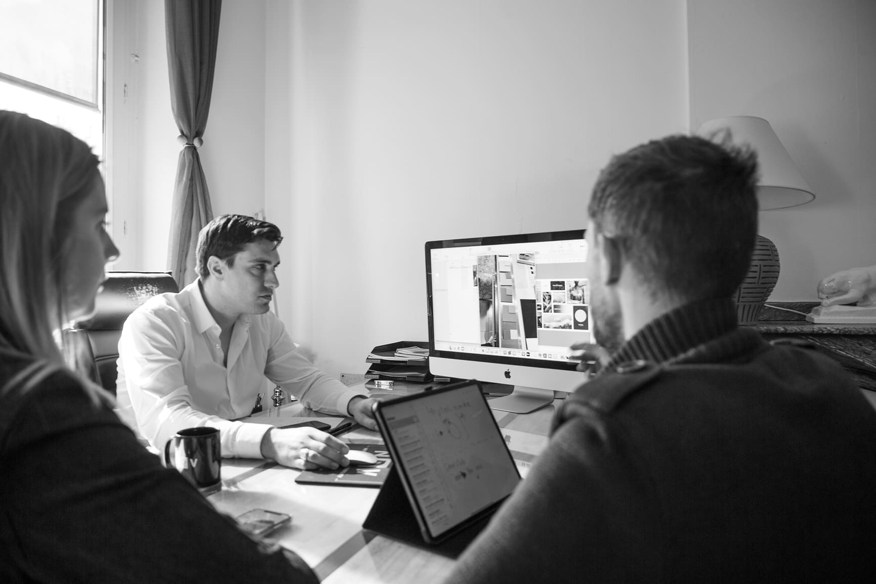 Pierre-Olivier Pelras en rendez vous avec des clients dirigeants de PME pour du consulting